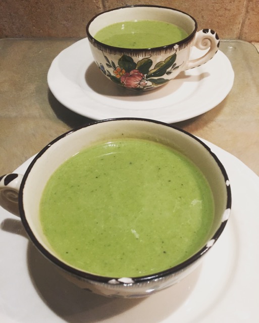 Soupe de fanes de carottes